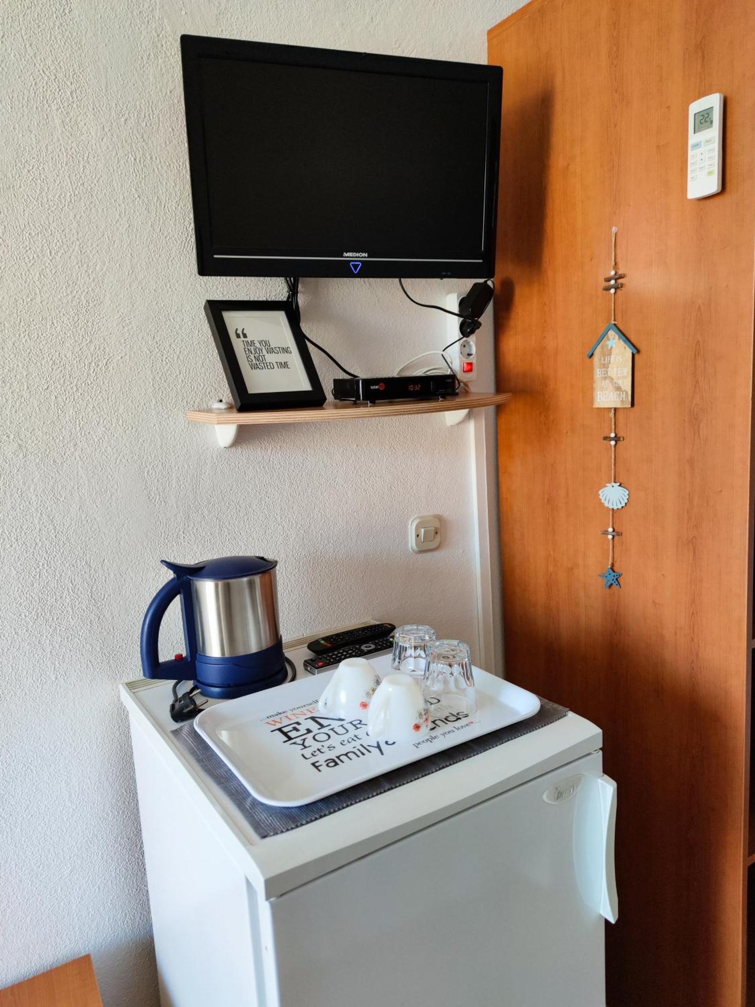 Apartments And Rooms Marica Makarska Oda fotoğraf